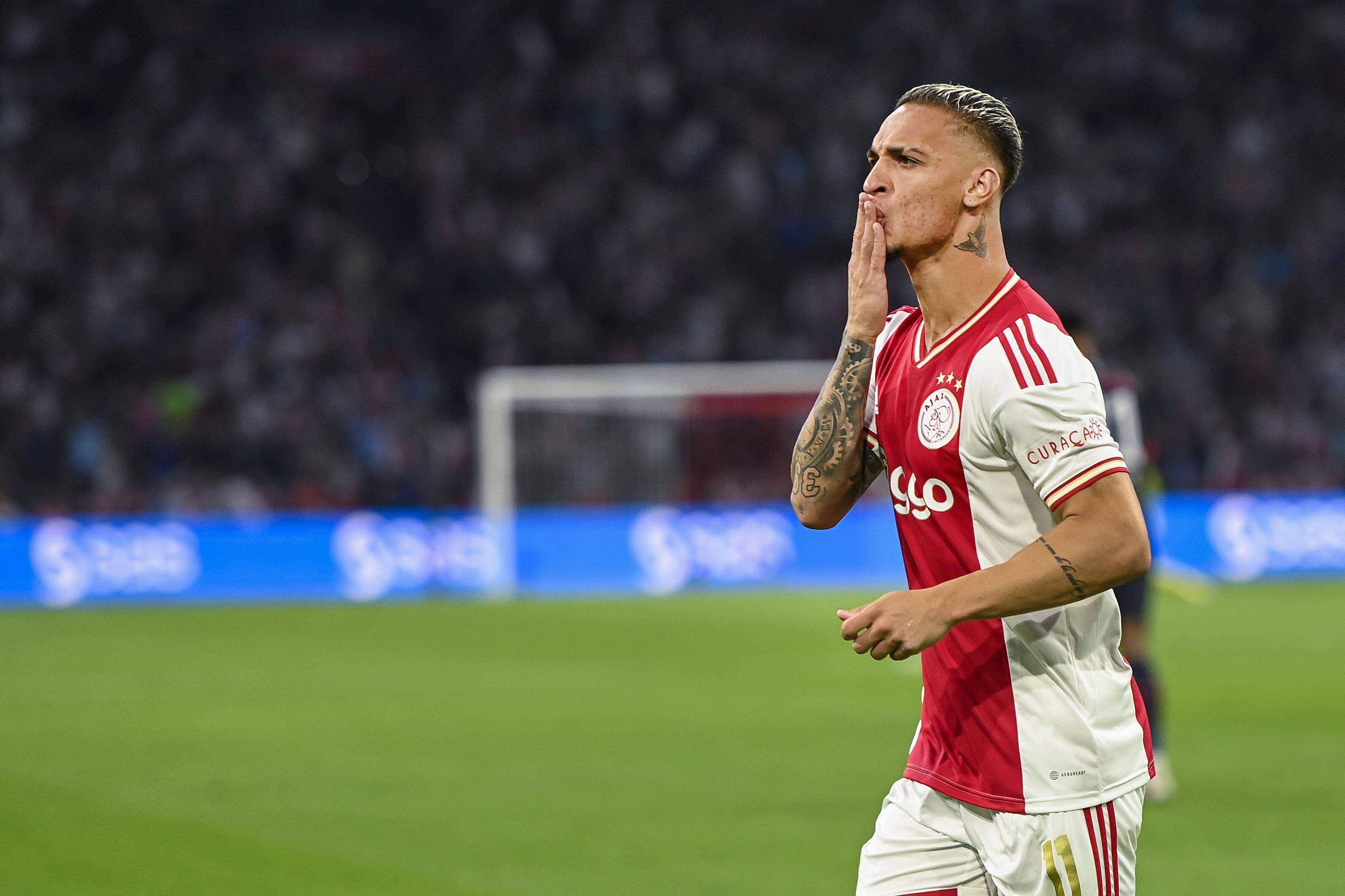 爱游戏包含今晚阿贾克斯备战意大利杯,门线救险细节曝光,引发热议,控场能力受关注的词条