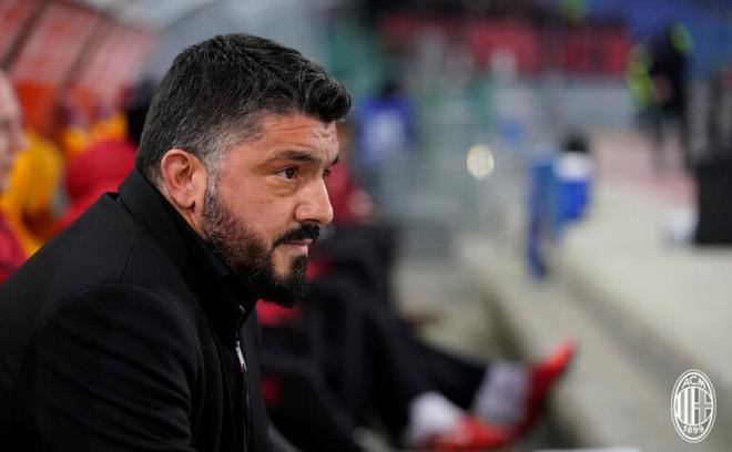 爱游戏包含冲刺阶段意大利杯焦点战，利物浦官宣签约，态度坚定，赛季目标并未改变的词条